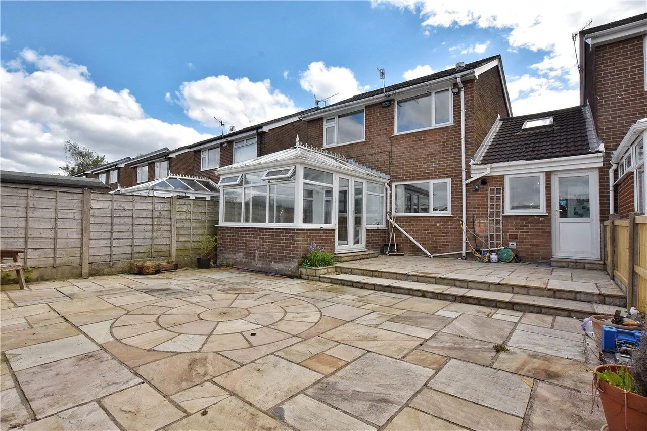 Bowland Road, Glossop, SK13, photo 19