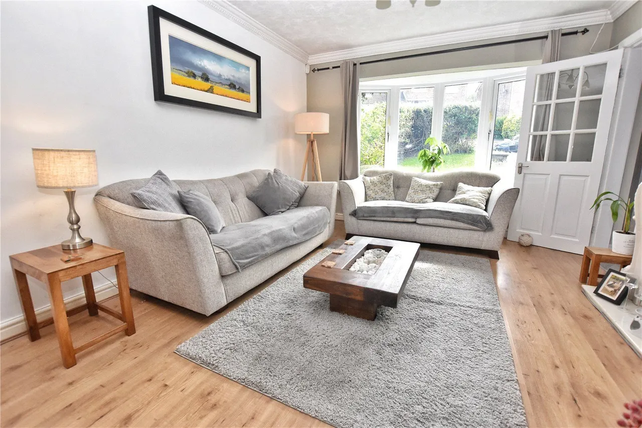 Bowland Road, Glossop, SK13, photo 5