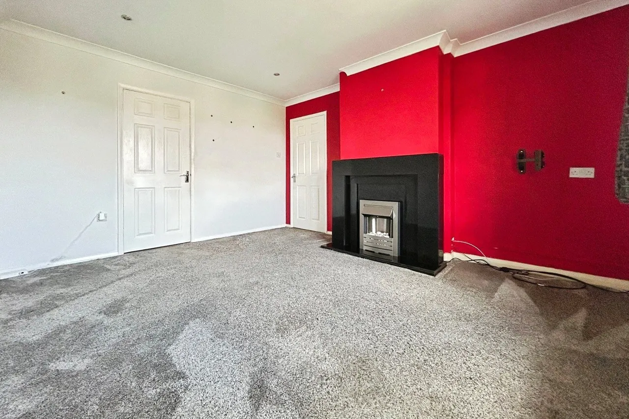 Buffins Road, Odiham, RG29, photo 4