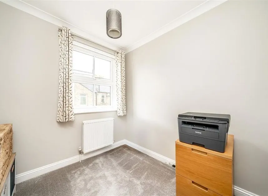 Clifton Road, Teddington, TW11, photo 6