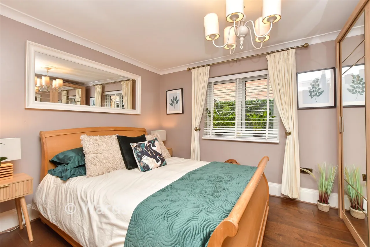 Imperial Avenue, Minster On Sea, ME12, photo 12