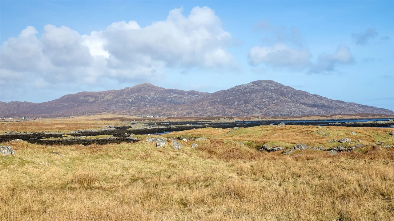 Four Plots and Croft, 461 Lochboisdale, Isle Of South Uist, HS8 5UB, photo 9