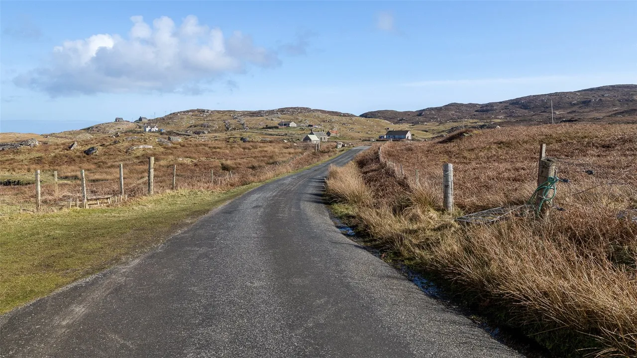 Four Plots and Croft, 461 Lochboisdale, Isle Of South Uist, HS8 5UB, photo 12