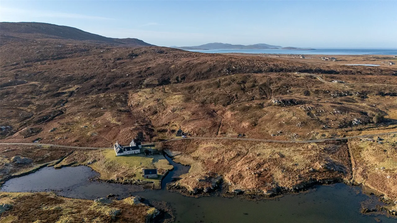 Four Plots and Croft, 461 Lochboisdale, Isle Of South Uist, HS8 5UB, photo 14