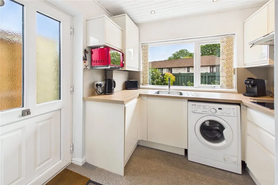 High Street, Midsomer Norton, Somerset, BA3, photo 9