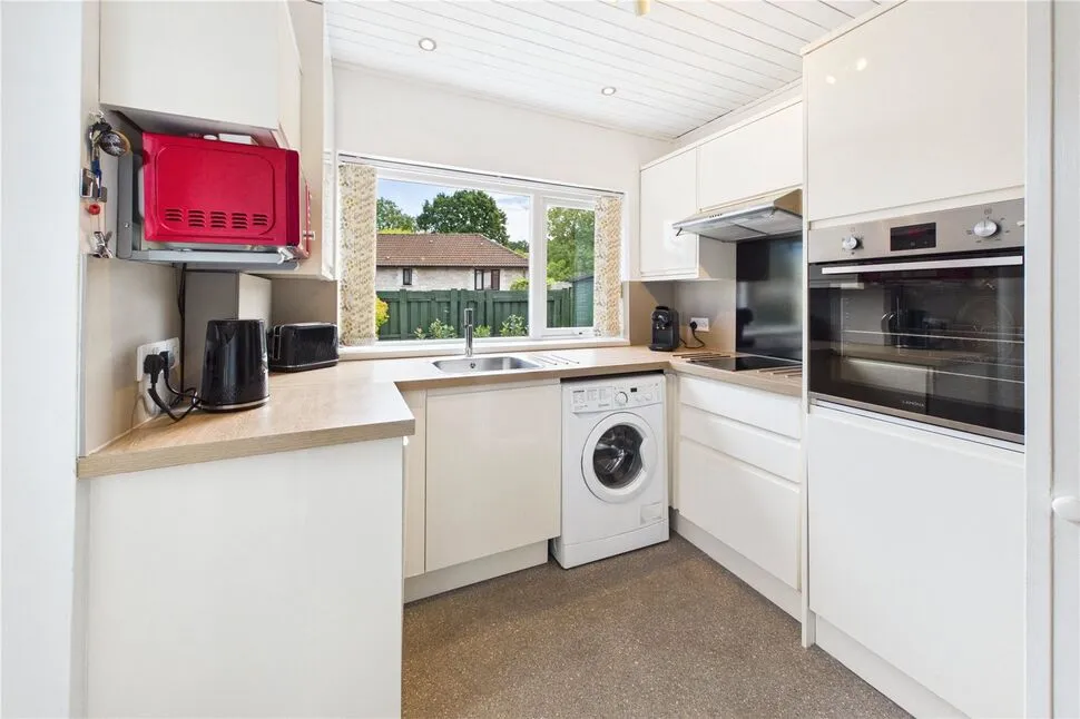 High Street, Midsomer Norton, Somerset, BA3, photo 4
