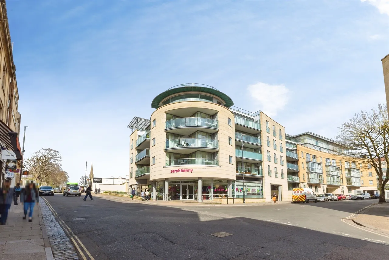 1 bed flat for sale — Merchants Road, Clifton, Bristol