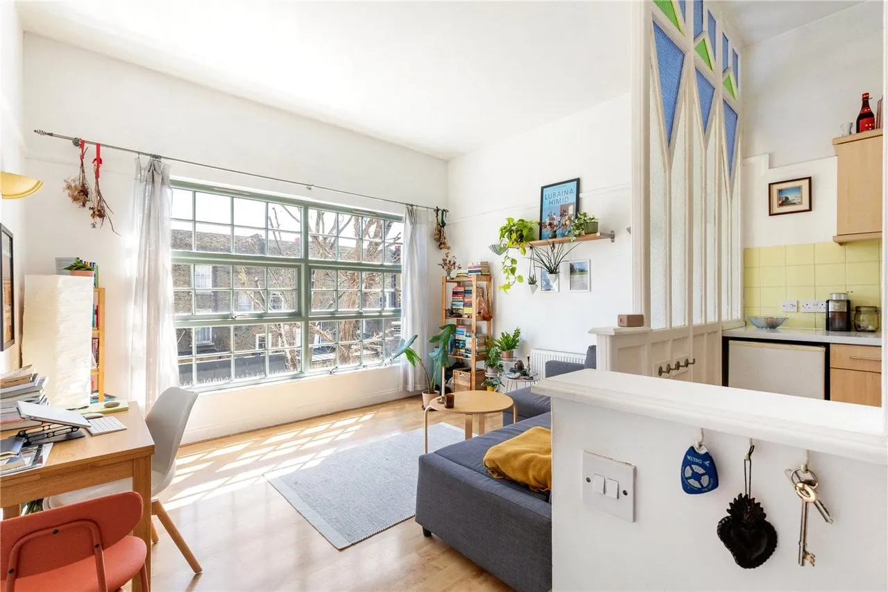 1 bed flat for sale — Urswick Road, London, E9