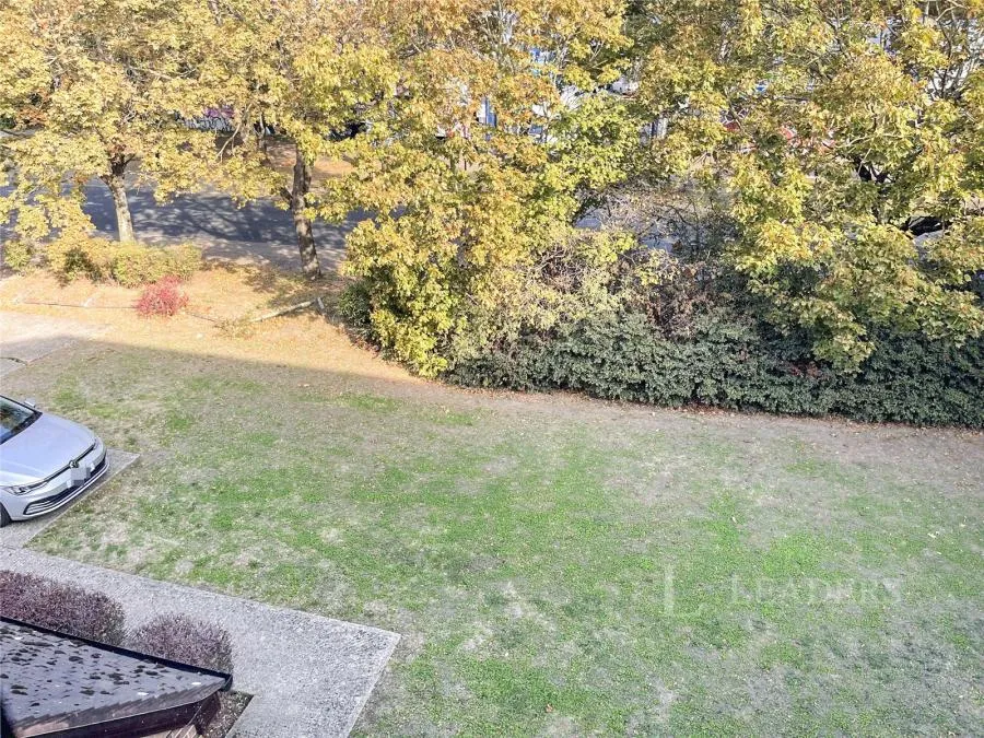Bridge Meadows, London, SE14, photo 5