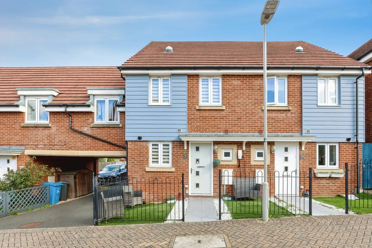 2 bed house for sale, Mannock Way, Canford Heath, BH17