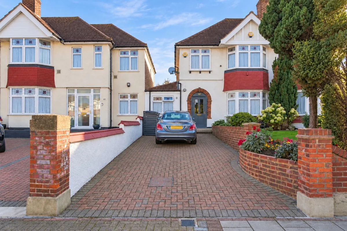 flat to rent, Great West Road, Hounslow, TW5