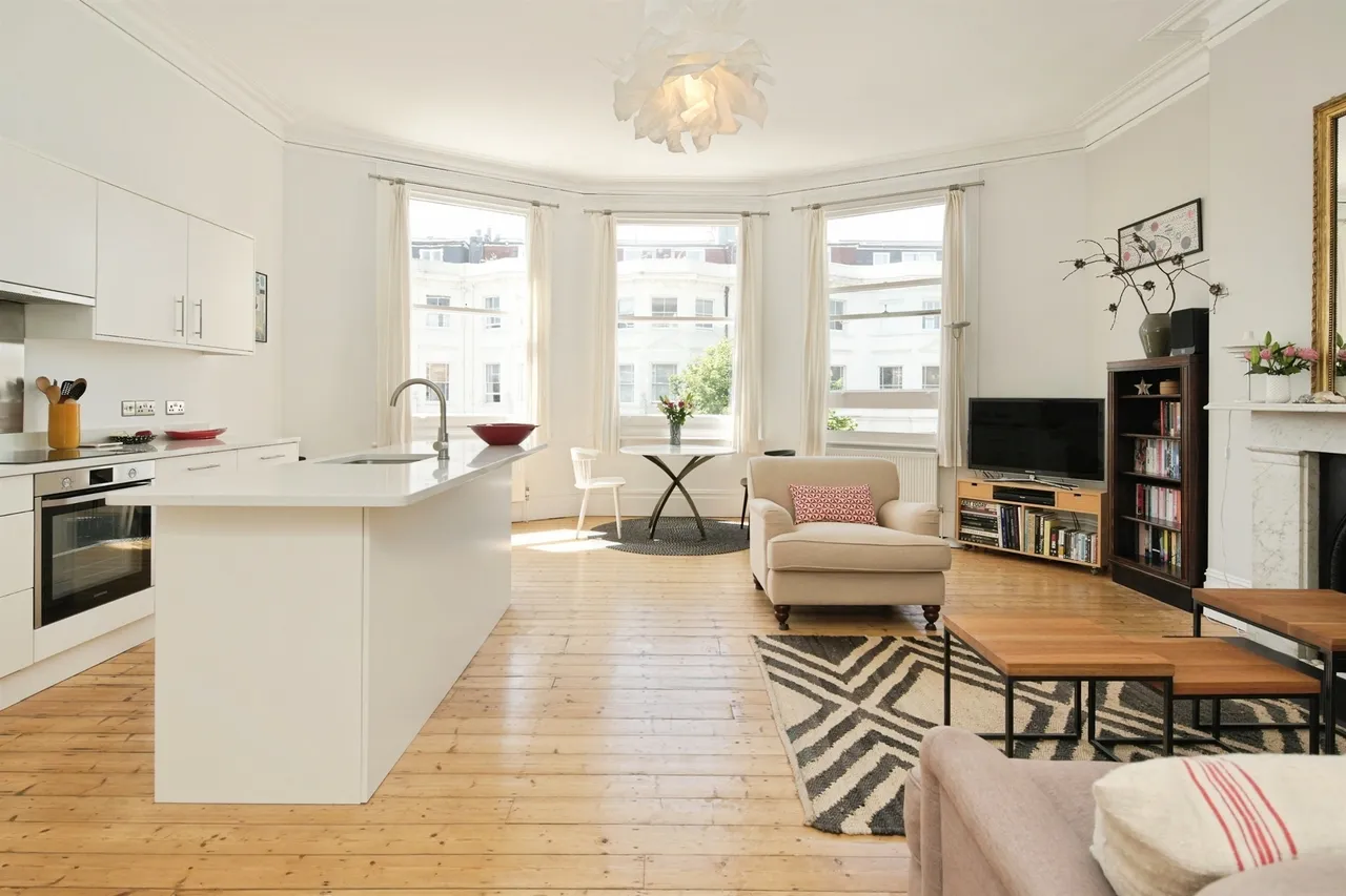 Palmeira Avenue, Hove, photo 2