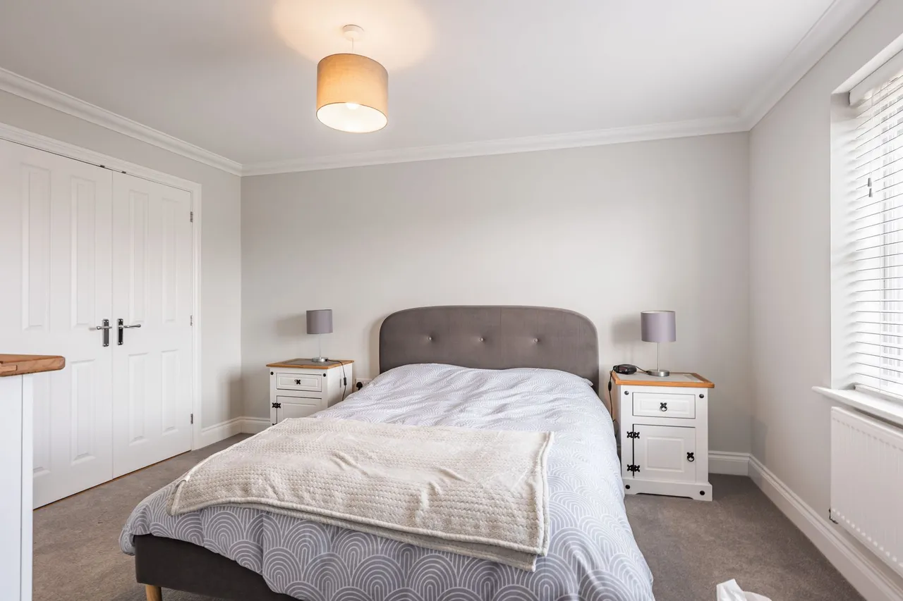Modern Family Three Bedroom Home in H, photo 4