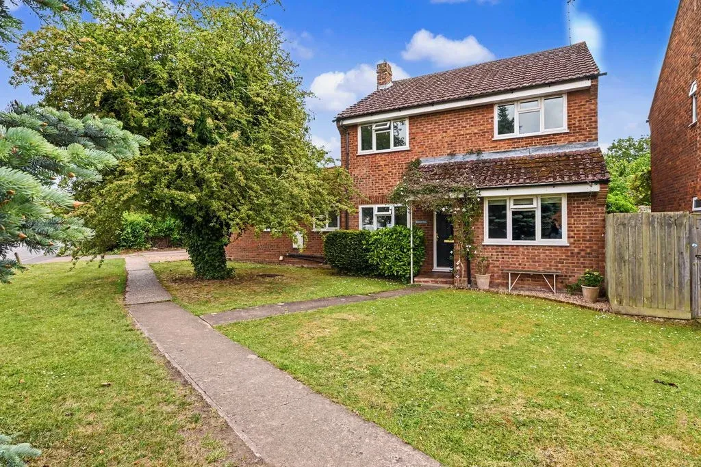 4 bed house for sale — Station Road, Long Marston, Hertfordshire, HP23 4QS