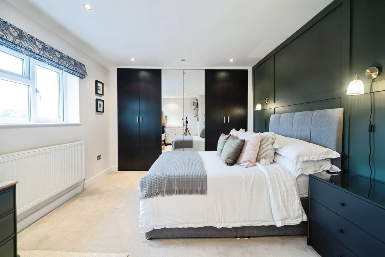 Albert Drive, Woking, GU21, photo 3