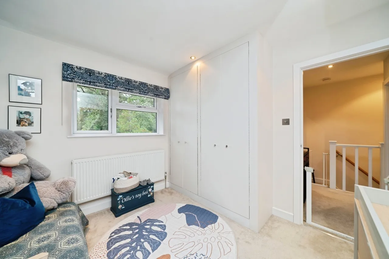Albert Drive, Woking, GU21, photo 14