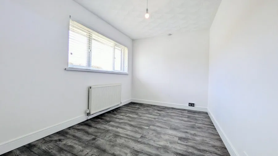 Almond Grove, Merthyr Tydfil, photo 9