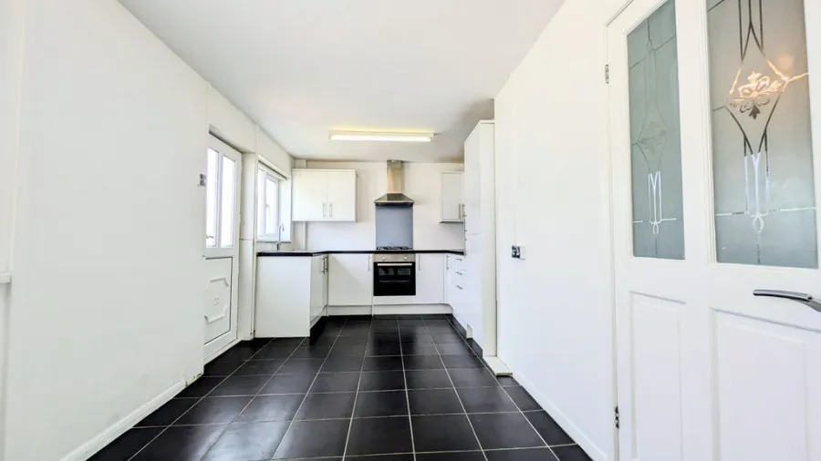 Almond Grove, Merthyr Tydfil, photo 6