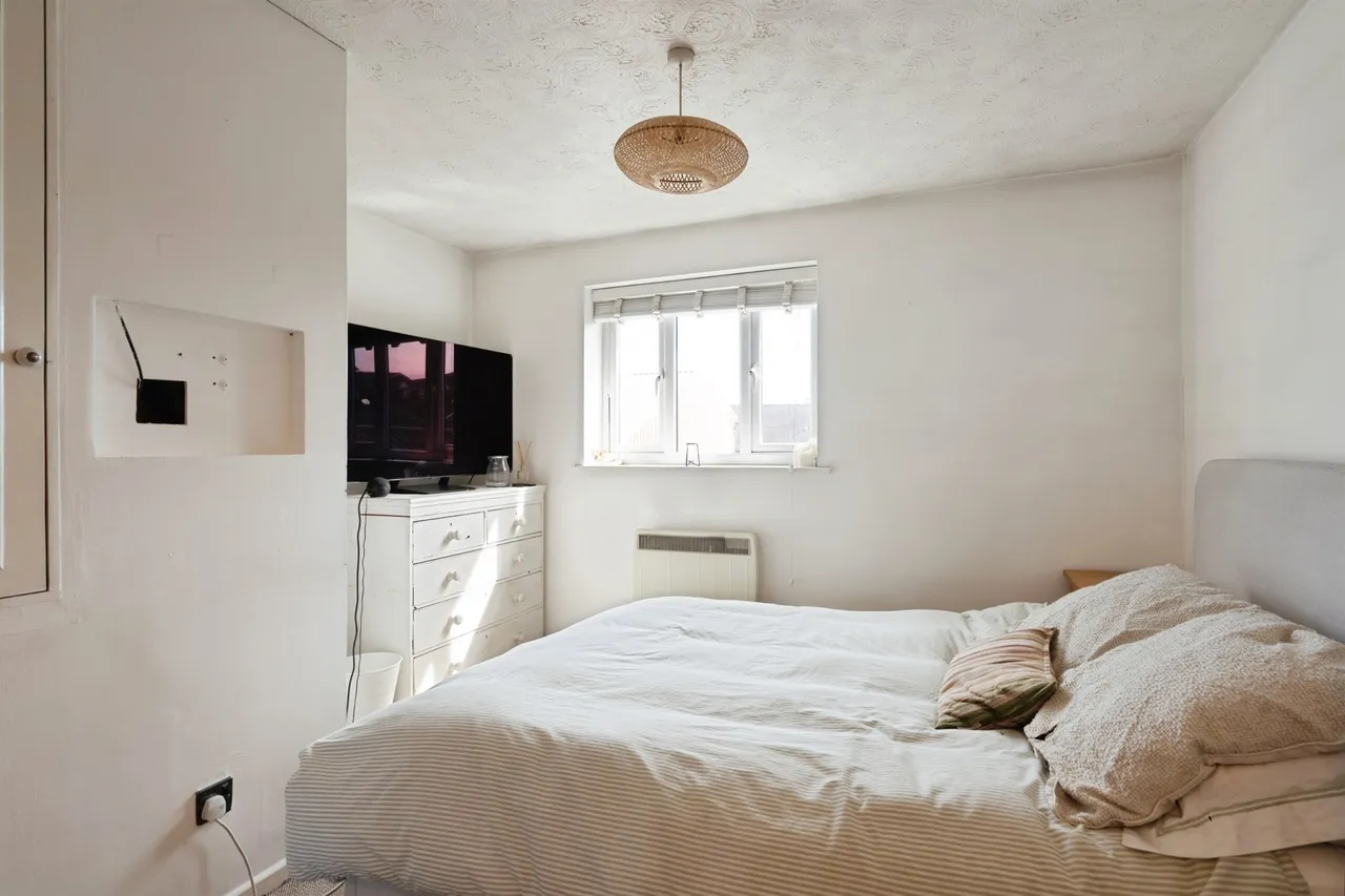 Warren Way, Barnham, Bognor Regis, photo 5