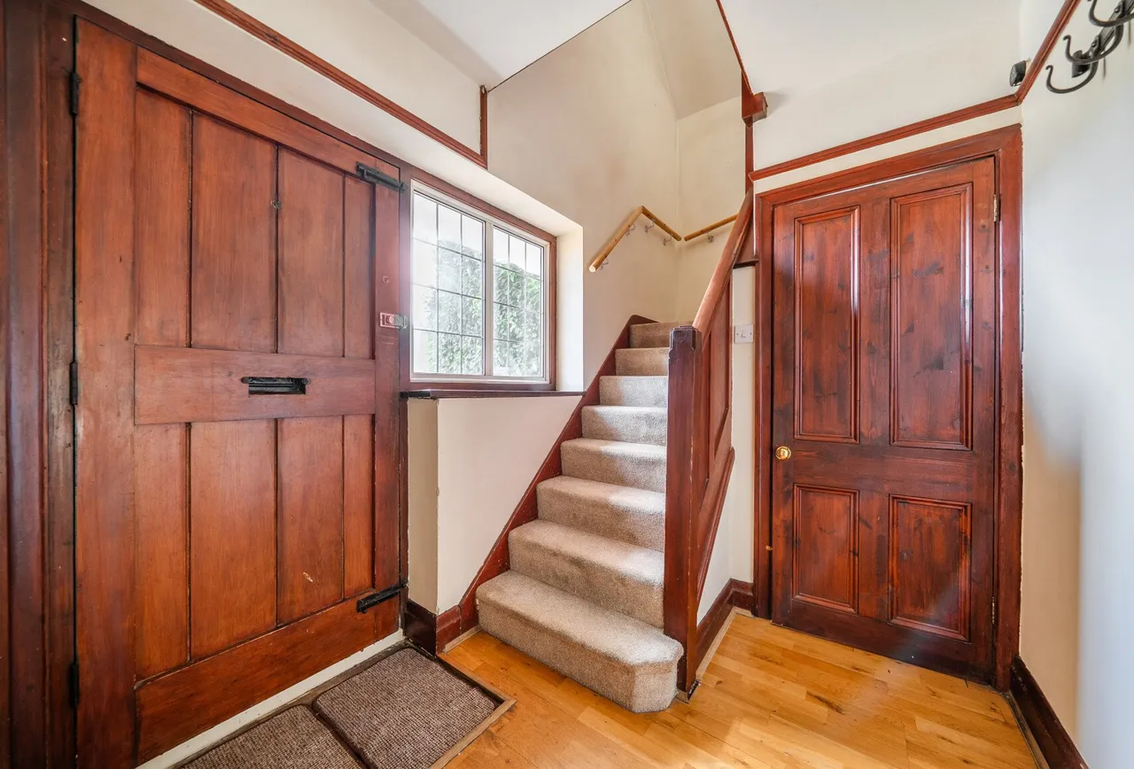 Nutfield Road, Surrey, Merstham, RH1 3HG, photo 9