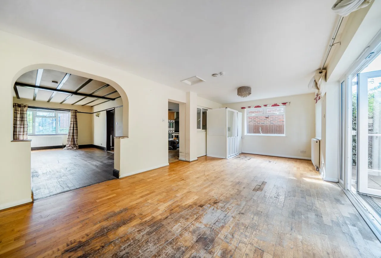 Nutfield Road, Surrey, Merstham, RH1 3HG, photo 3