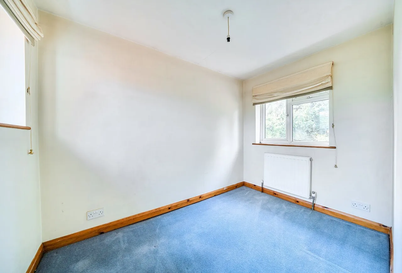 Nutfield Road, Surrey, Merstham, RH1 3HG, photo 13