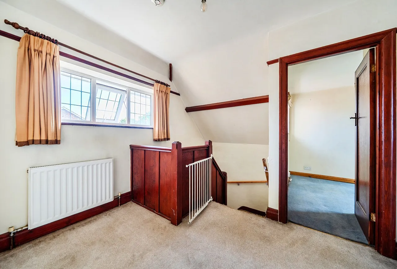 Nutfield Road, Surrey, Merstham, RH1 3HG, photo 15