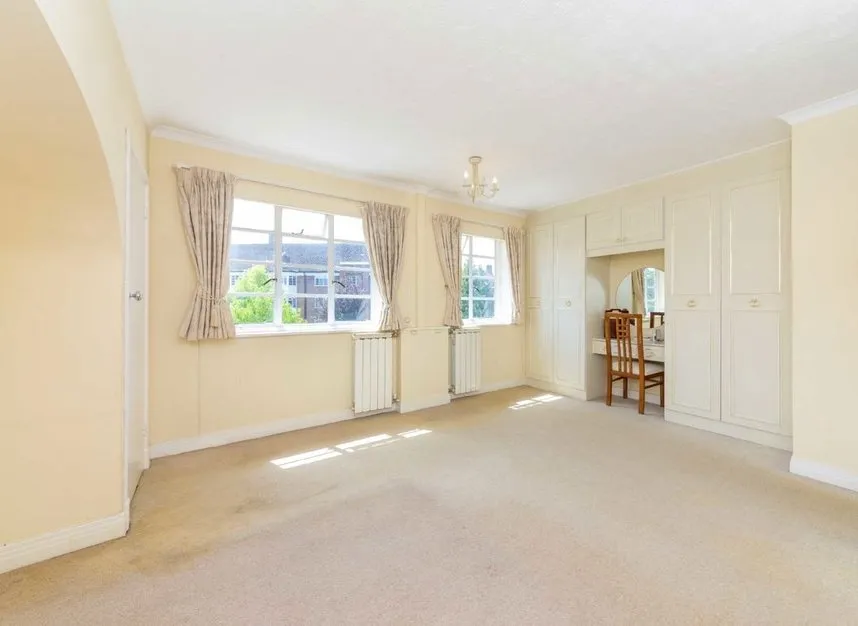 Courtlands, Richmond, TW10, photo 6