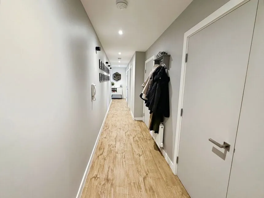 Pitcher Lane, Ashford, TW15, photo 4
