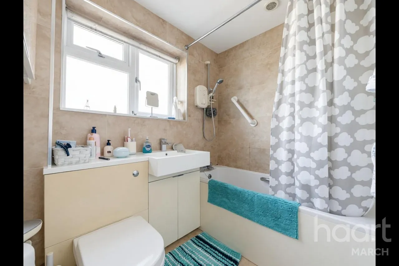 Herne Road, Ramsey St Mary's, PE26, photo 14