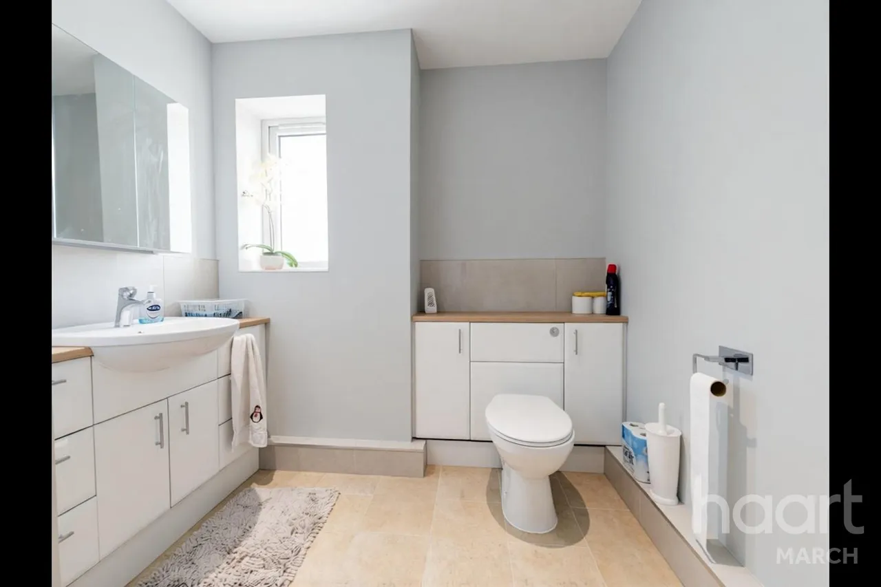 Herne Road, Ramsey St Mary's, PE26, photo 35