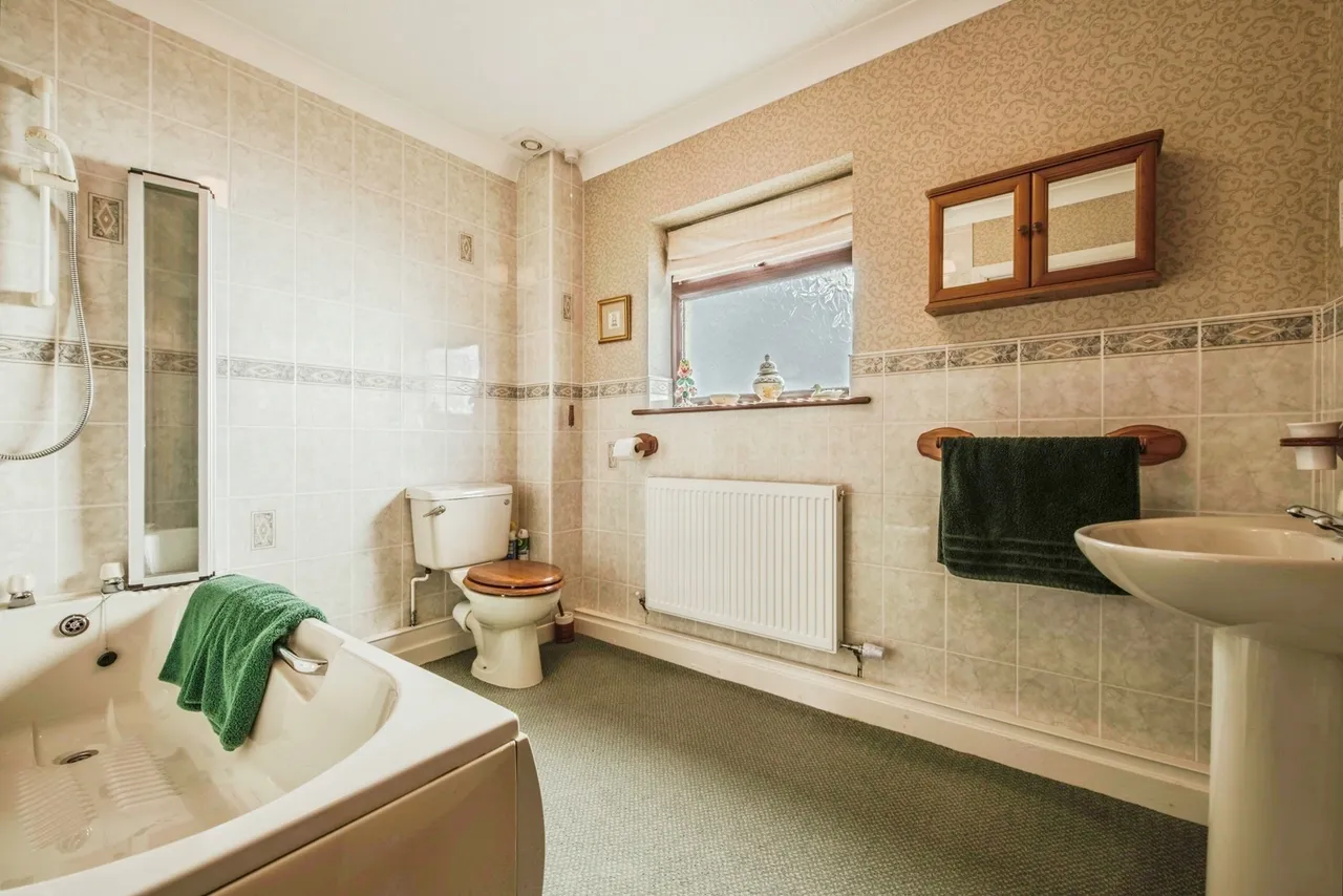 Heol Caradog, Fishguard, SA65, photo 12