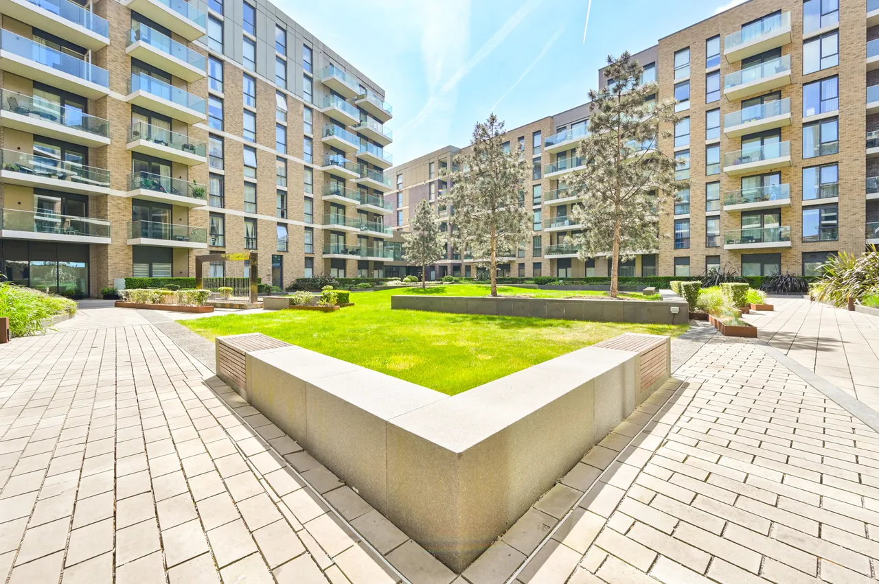 Flat 299, Hamond Court, Queenshurst Square, Kingston Upon Thames, photo 5