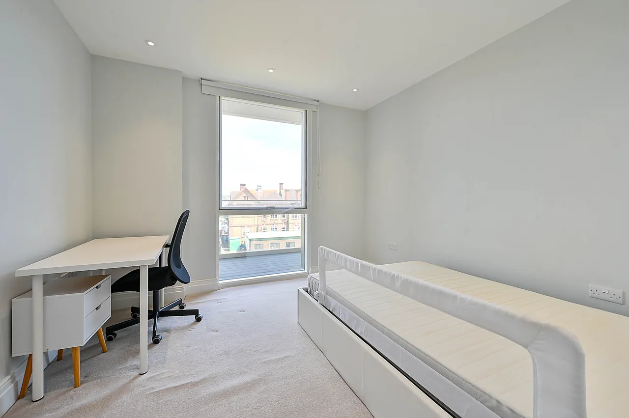 Flat 299, Hamond Court, Queenshurst Square, Kingston Upon Thames, photo 6
