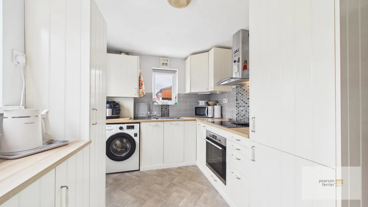 Wheatfield Close, Bury, BL9 6XD, photo 6