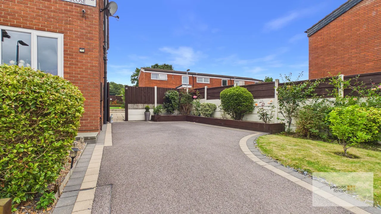 Wheatfield Close, Bury, BL9 6XD, photo 12