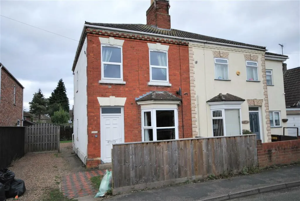 3 bed house to rent — Albert Street, Spalding