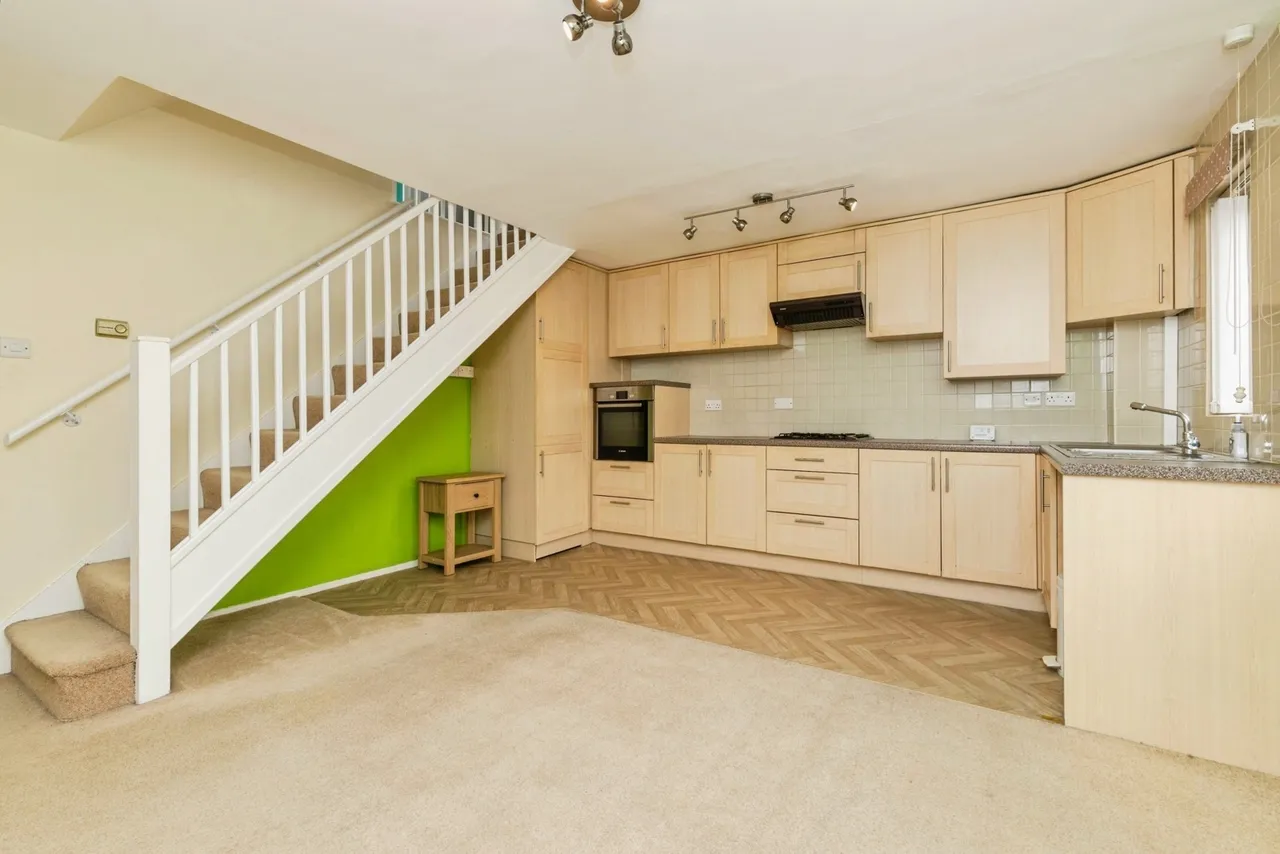 Elgin Court, Darlington, Durham, DL1, photo 7