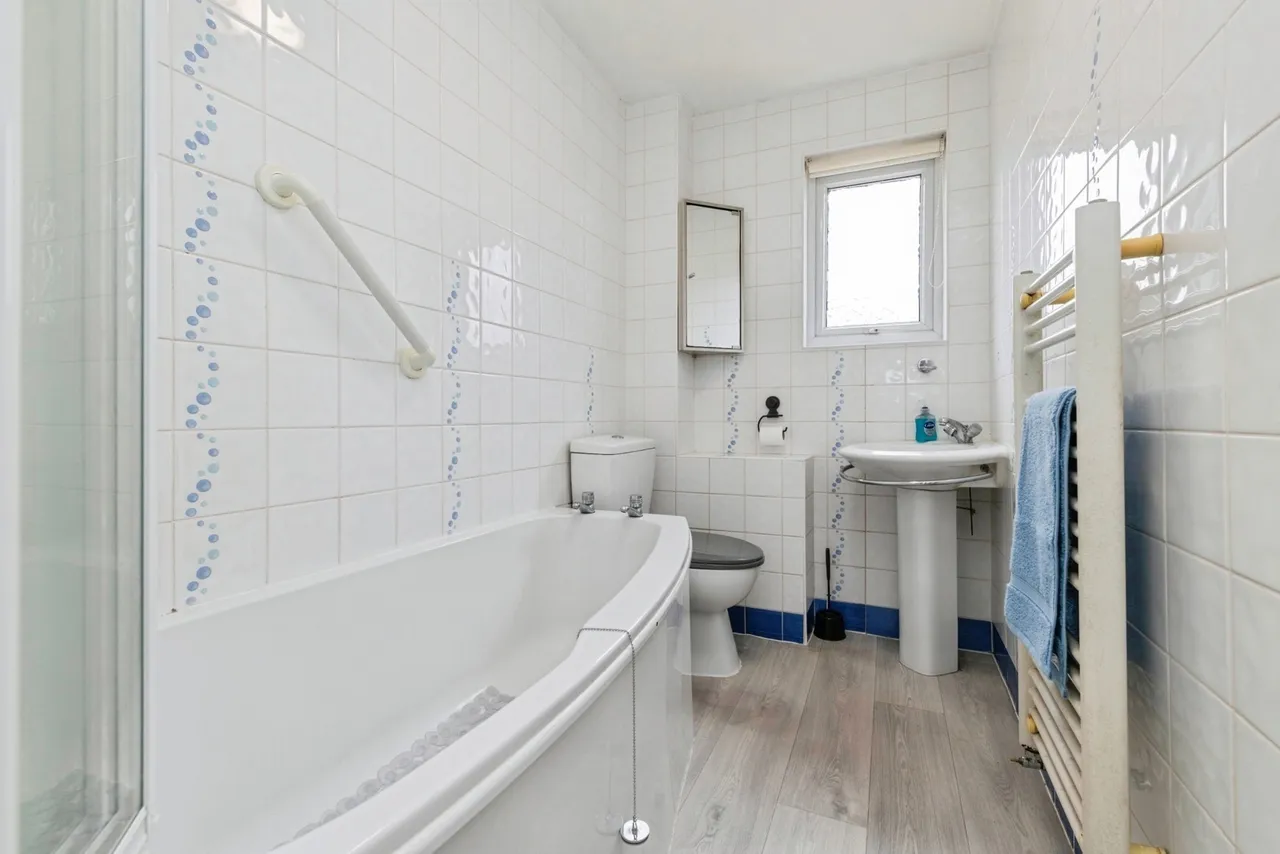 Elgin Court, Darlington, Durham, DL1, photo 14