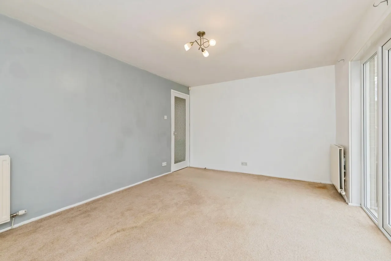 Elgin Court, Darlington, Durham, DL1, photo 2