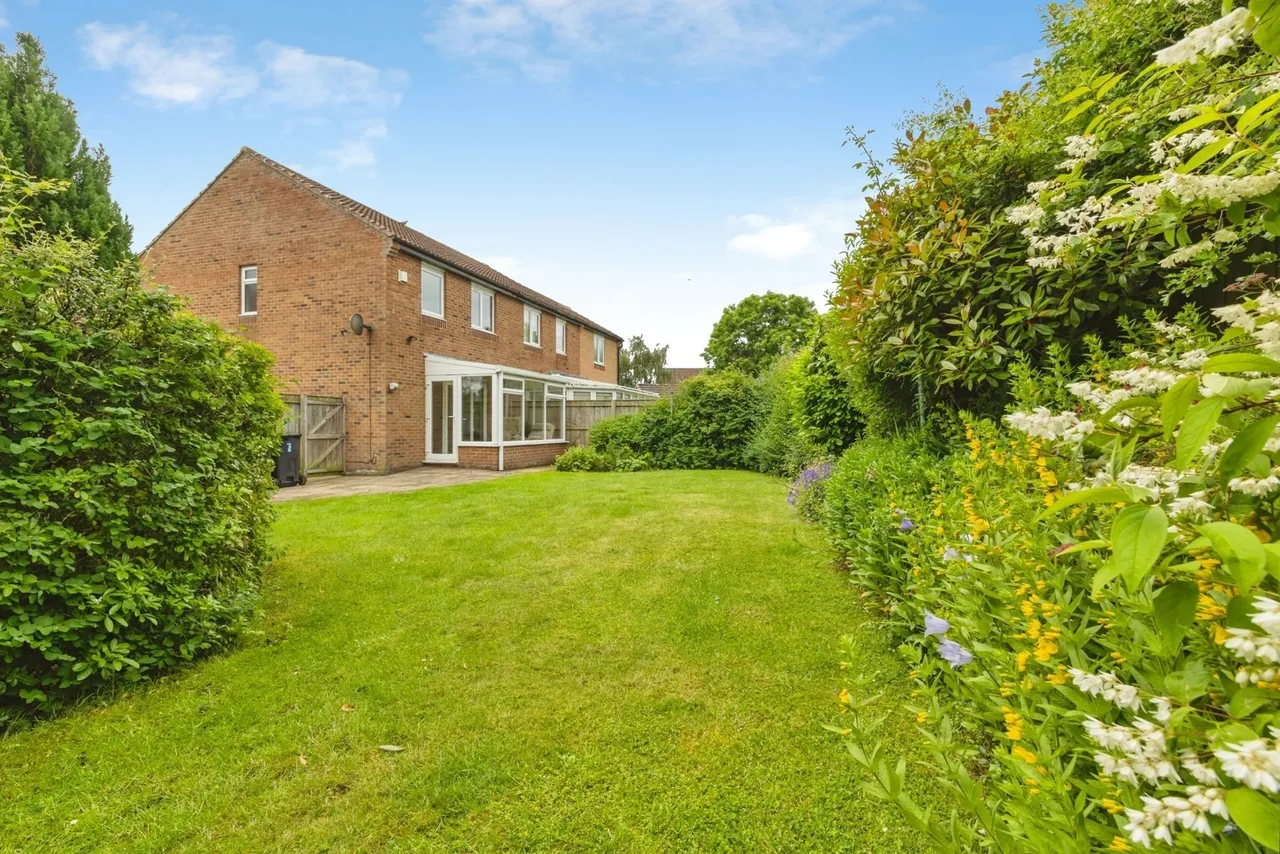 Elgin Court, Darlington, Durham, DL1, photo 17