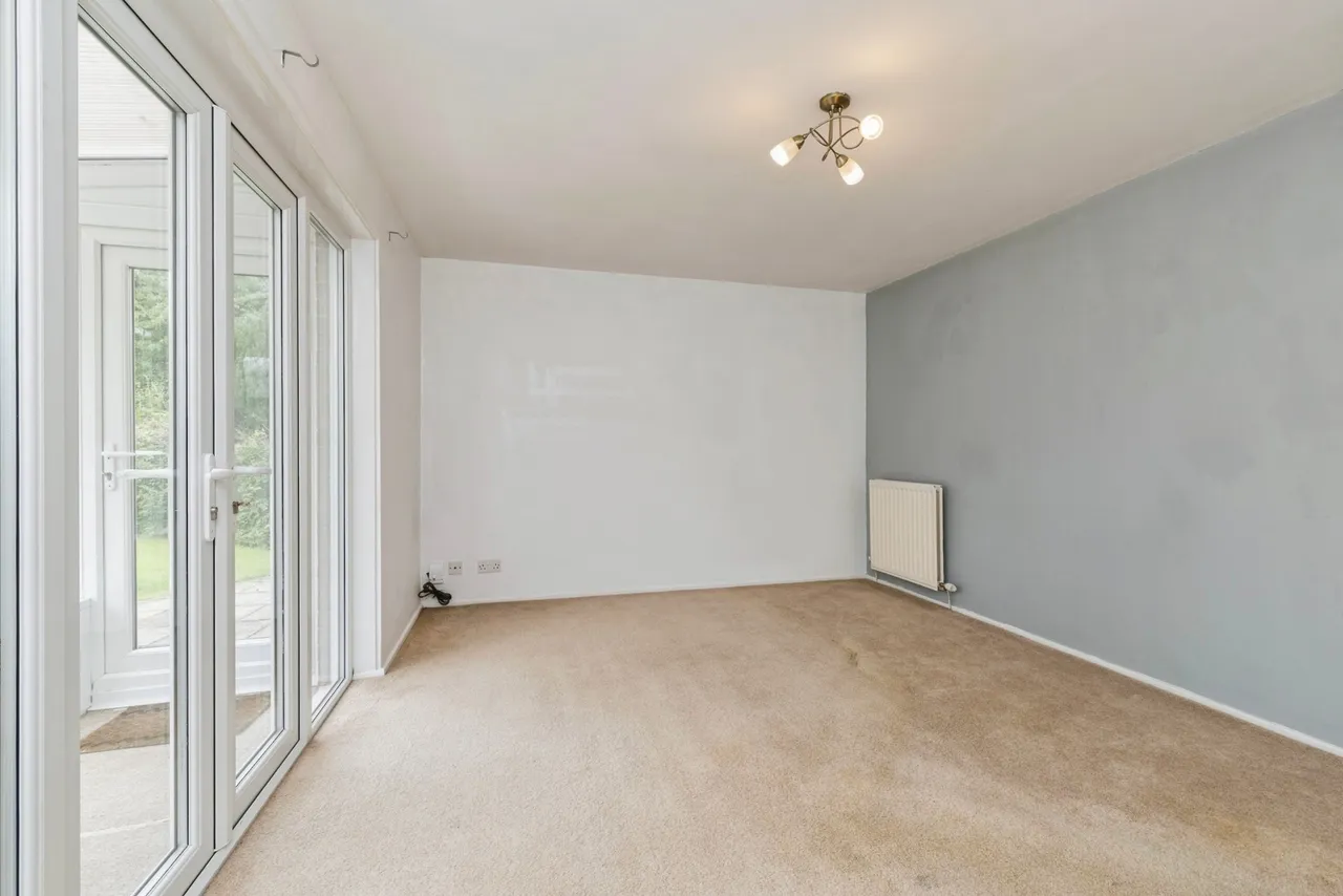 Elgin Court, Darlington, Durham, DL1, photo 3