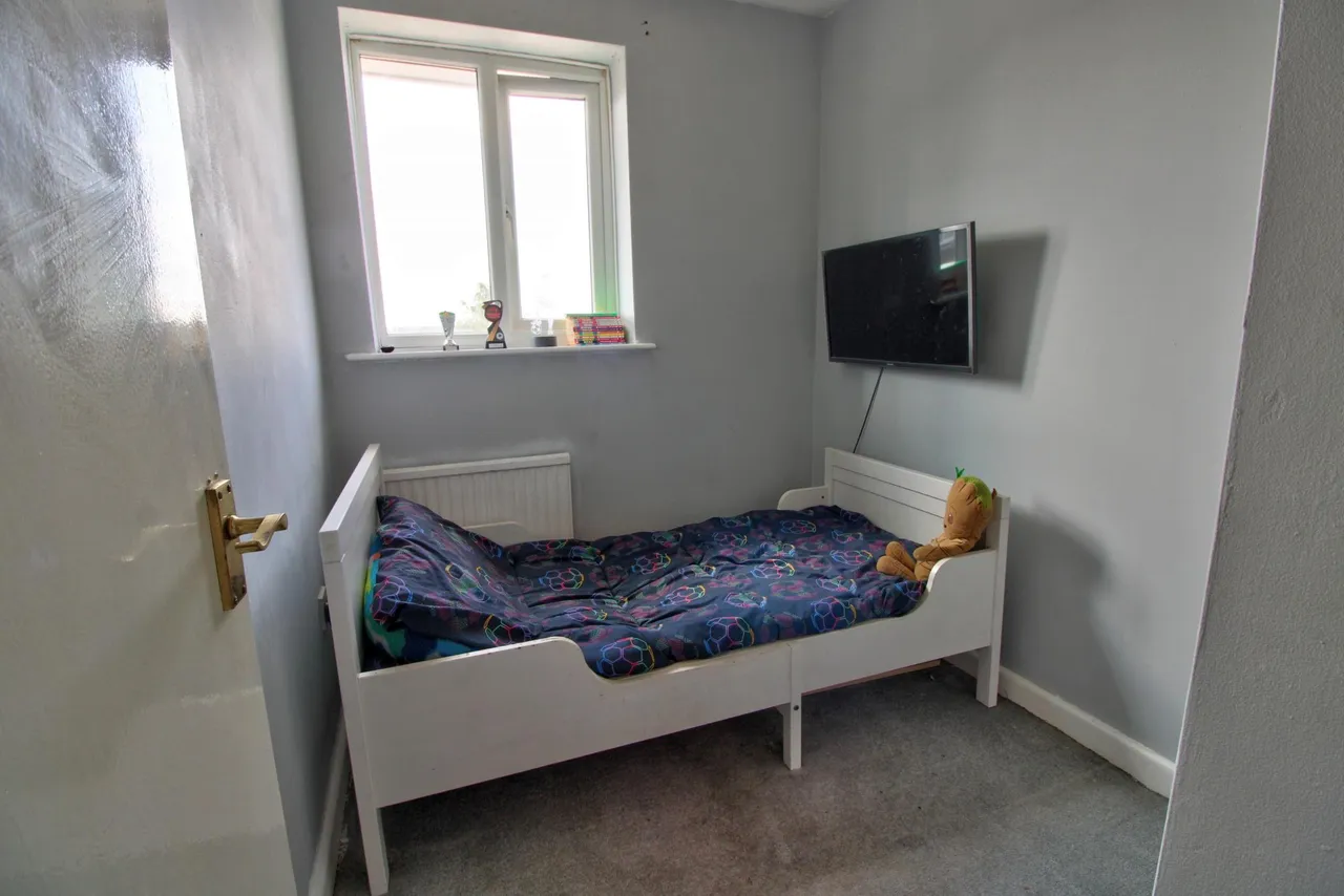 Flecker Close, Thatcham, RG18, photo 11