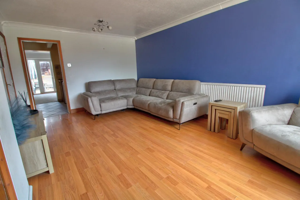 Flecker Close, Thatcham, RG18, photo 5
