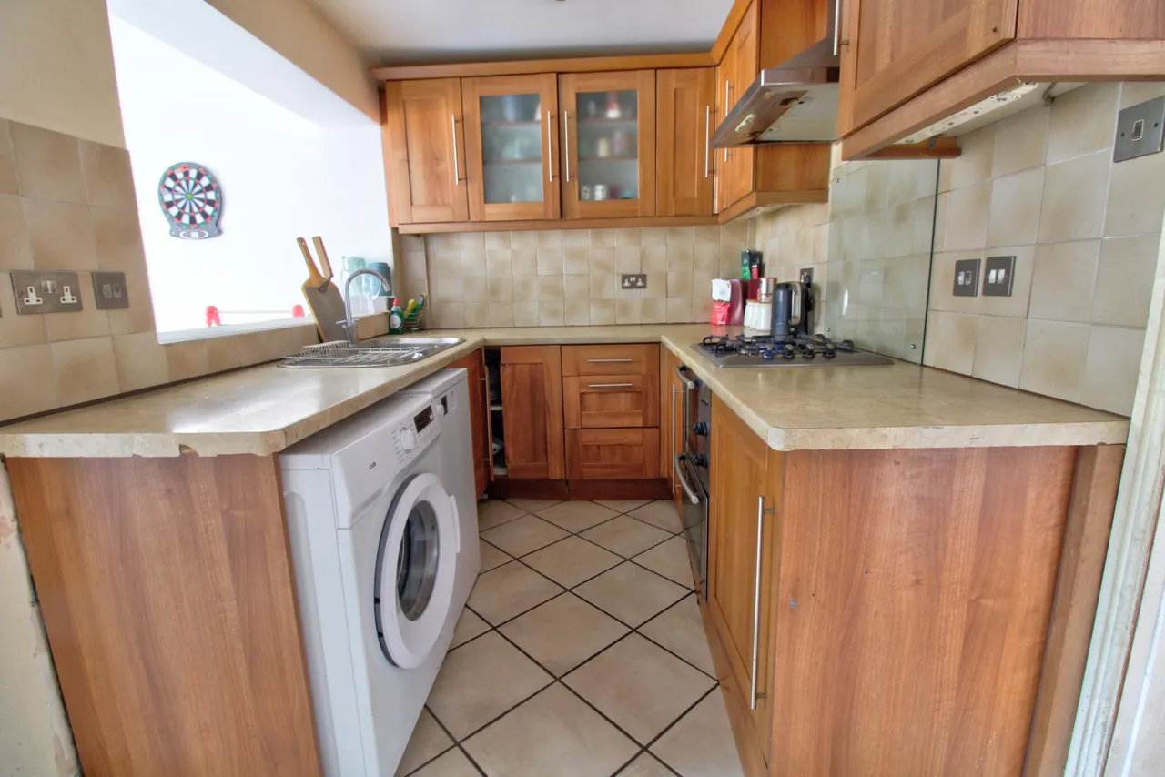 Flecker Close, Thatcham, RG18, photo 6