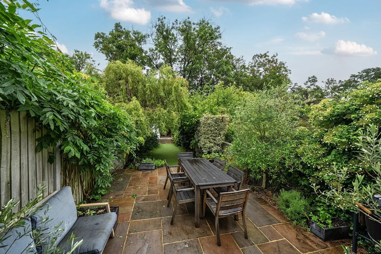 Humber Road, SE3, photo 12