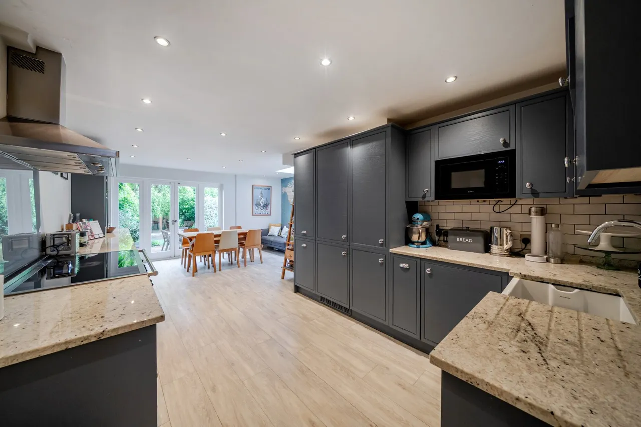 Humber Road, SE3, photo 15