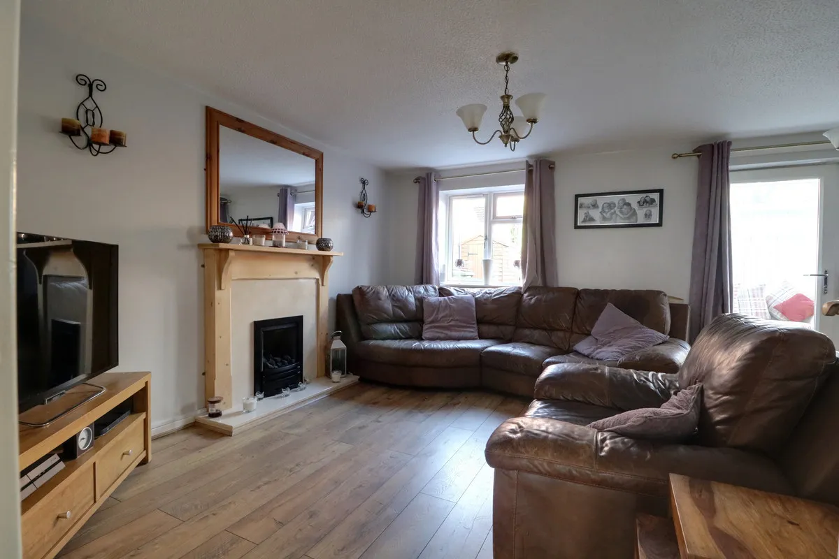 Newlands Road, Telford, photo 6