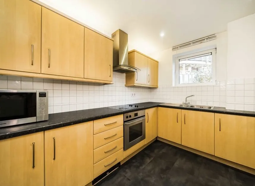 Boardwalk Place, Canary Wharf, E14, photo 3