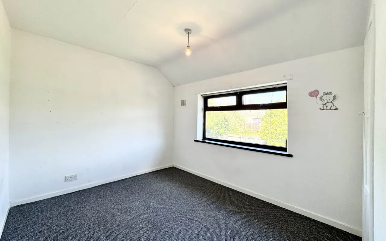 Bowness Avenue, St Helens, photo 12